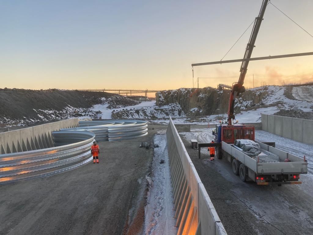 Hallin rakentaminen itse