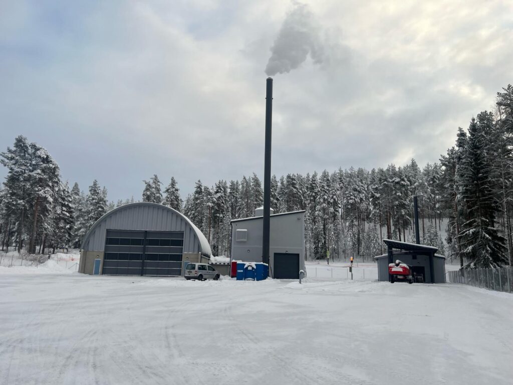 Varastohalli yritykselle.